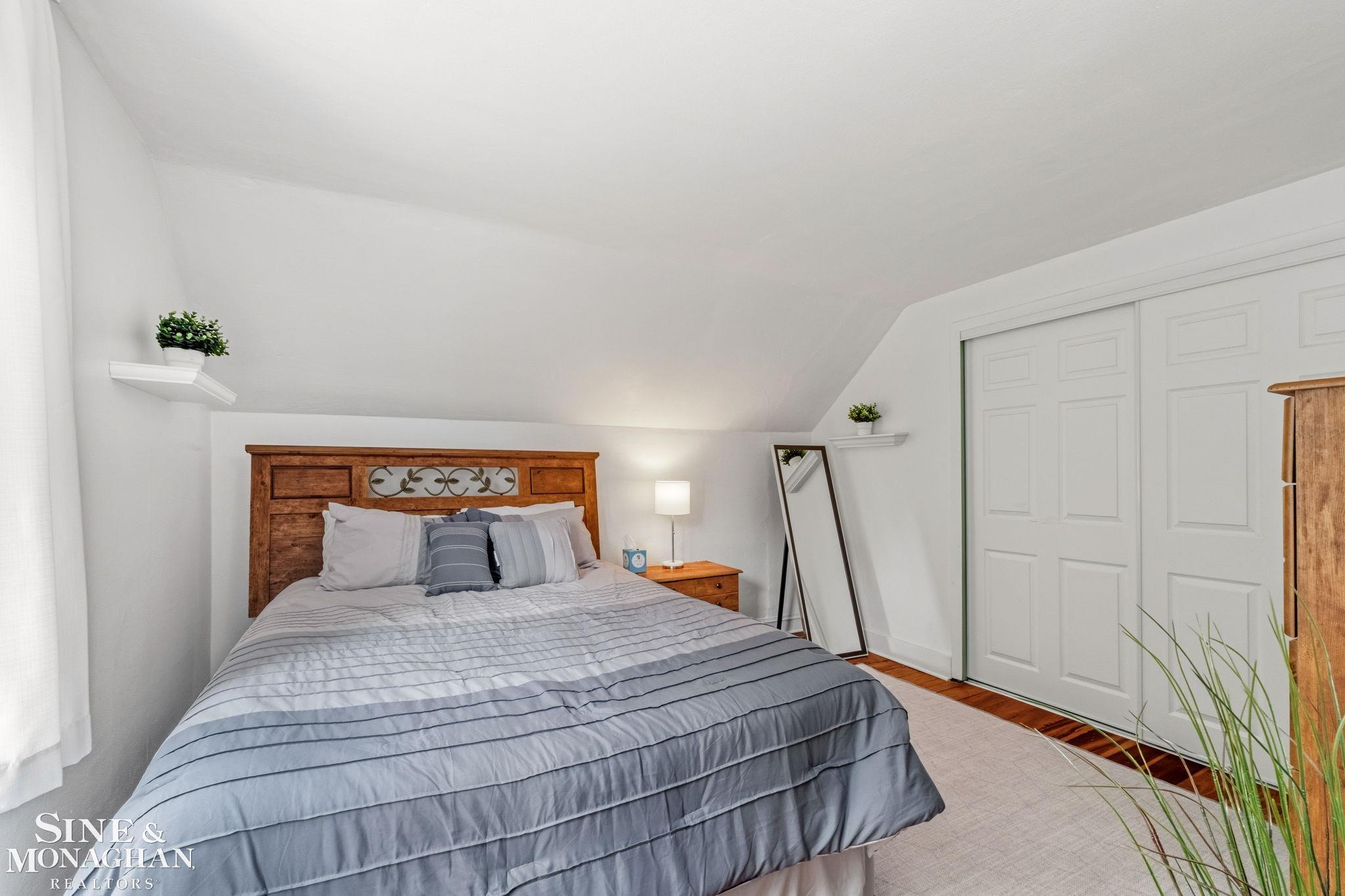 134 Kerby Road Grosse Pointe, MI 48236 - Photo 29 of 69 50213365-fbd60a35-21c3-43dc-a066-1cacaa649f1a.JPG
