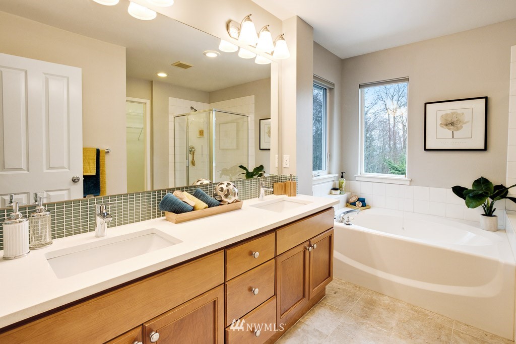 6007 Northeast 1st Street Renton, WA 98059 - Photo 14 of 24