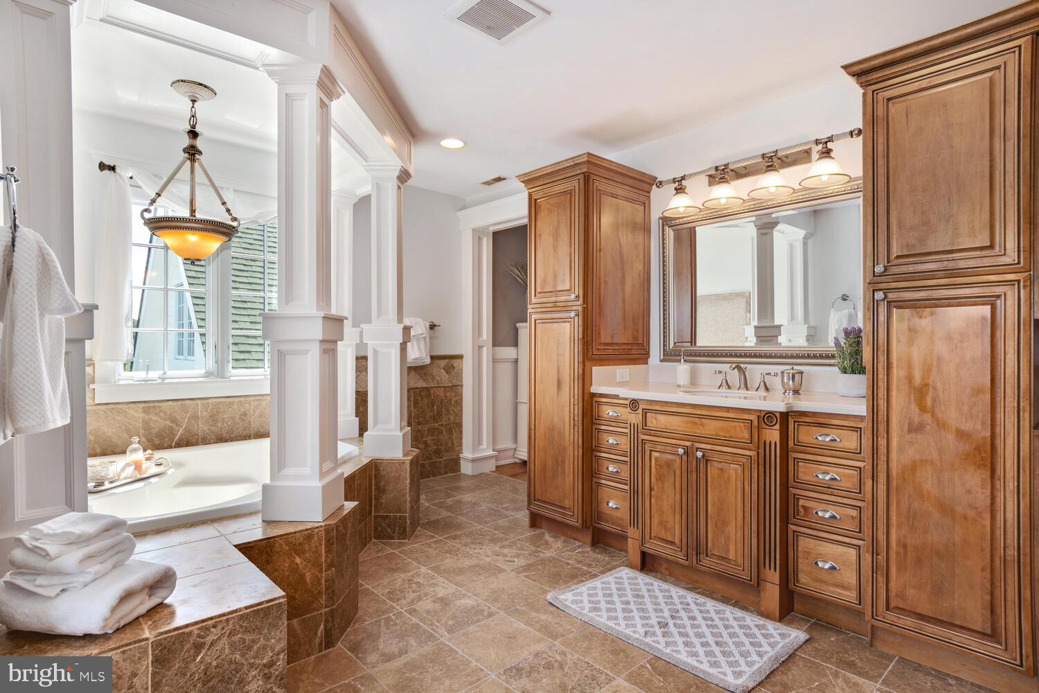 28589 Brick Row Drive Oxford, MD 21654 - Photo 49 of 129 Primary Bath 2nd floor