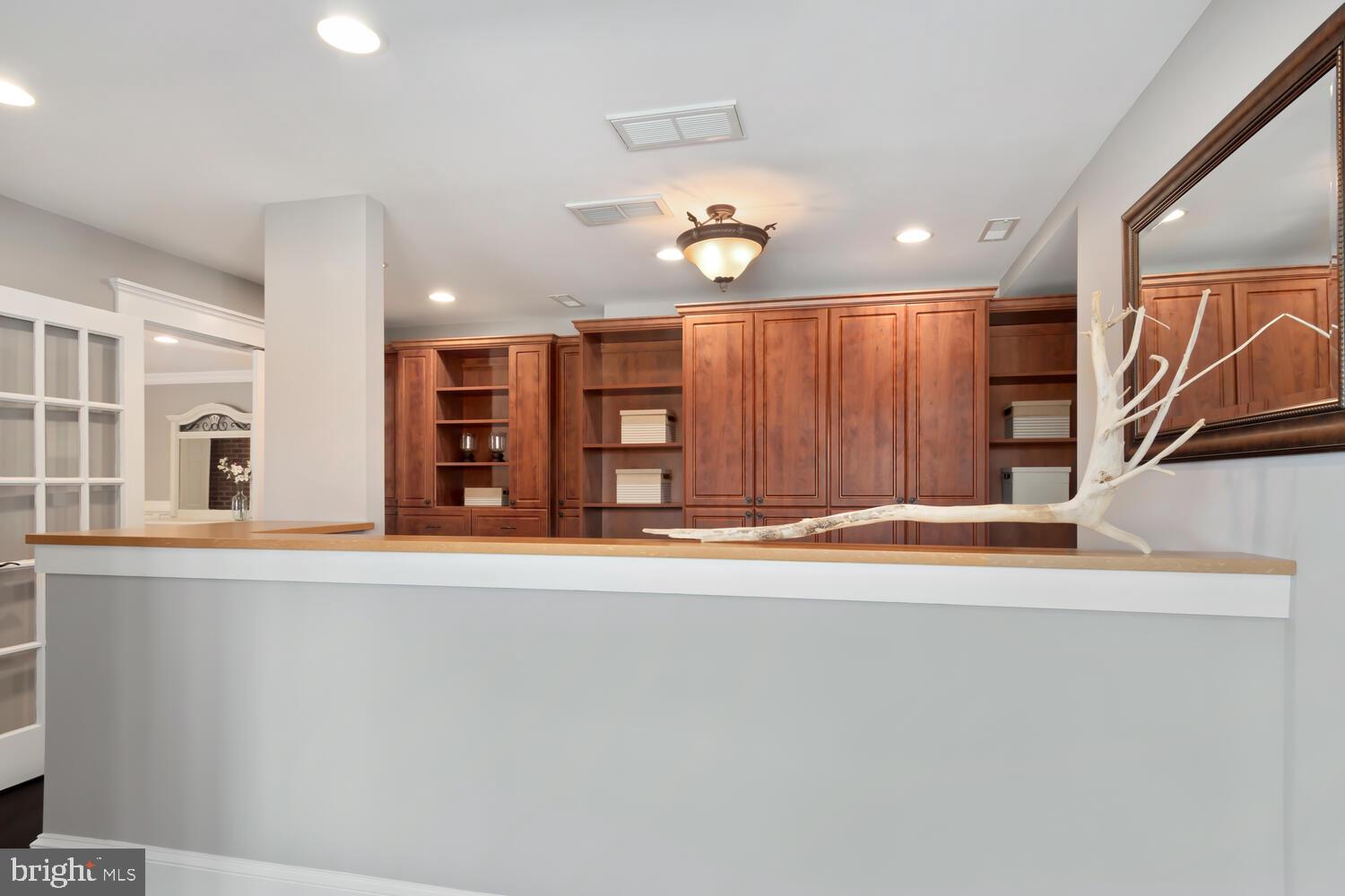 28589 Brick Row Drive Oxford, MD 21654 - Photo 52 of 129 Walk in closet 2nd floor primary