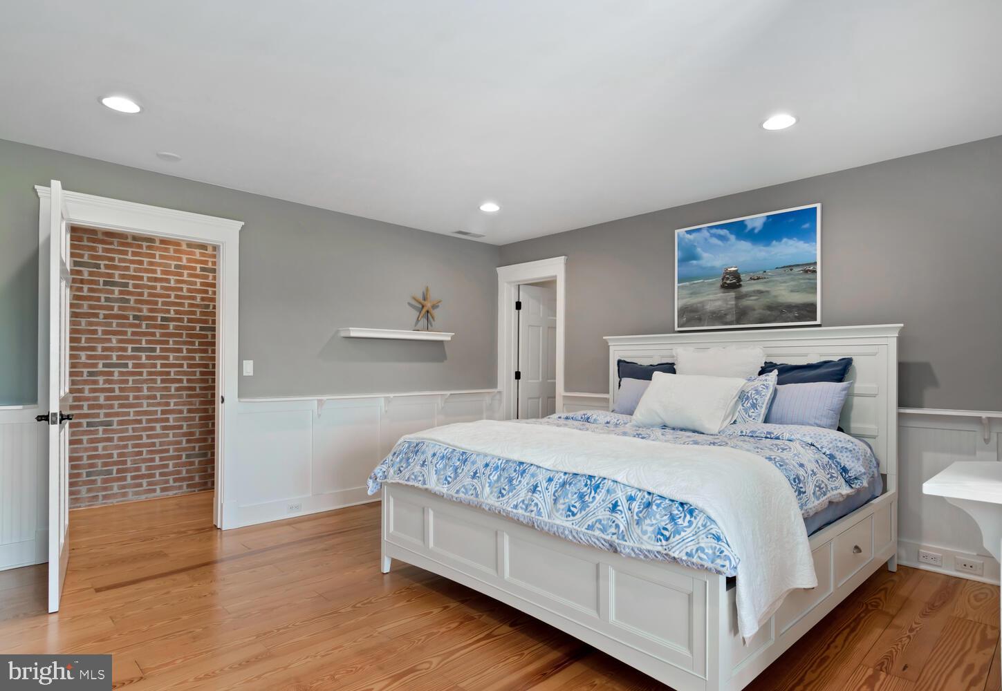 28589 Brick Row Drive Oxford, MD 21654 - Photo 56 of 129 Bedroom # 3 ensuite