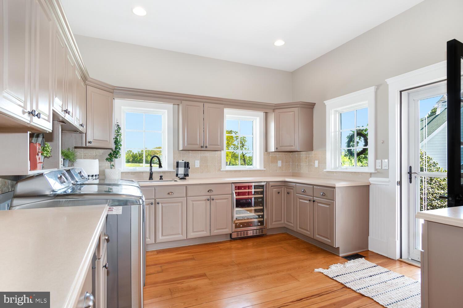 28589 Brick Row Drive Oxford, MD 21654 - Photo 63 of 129 Butlers Pantry/Laundry