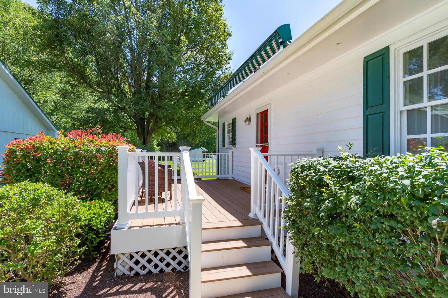 28589 Brick Row Drive Oxford, MD 21654 - Photo 94 of 129 Stable house rear deck with awaning