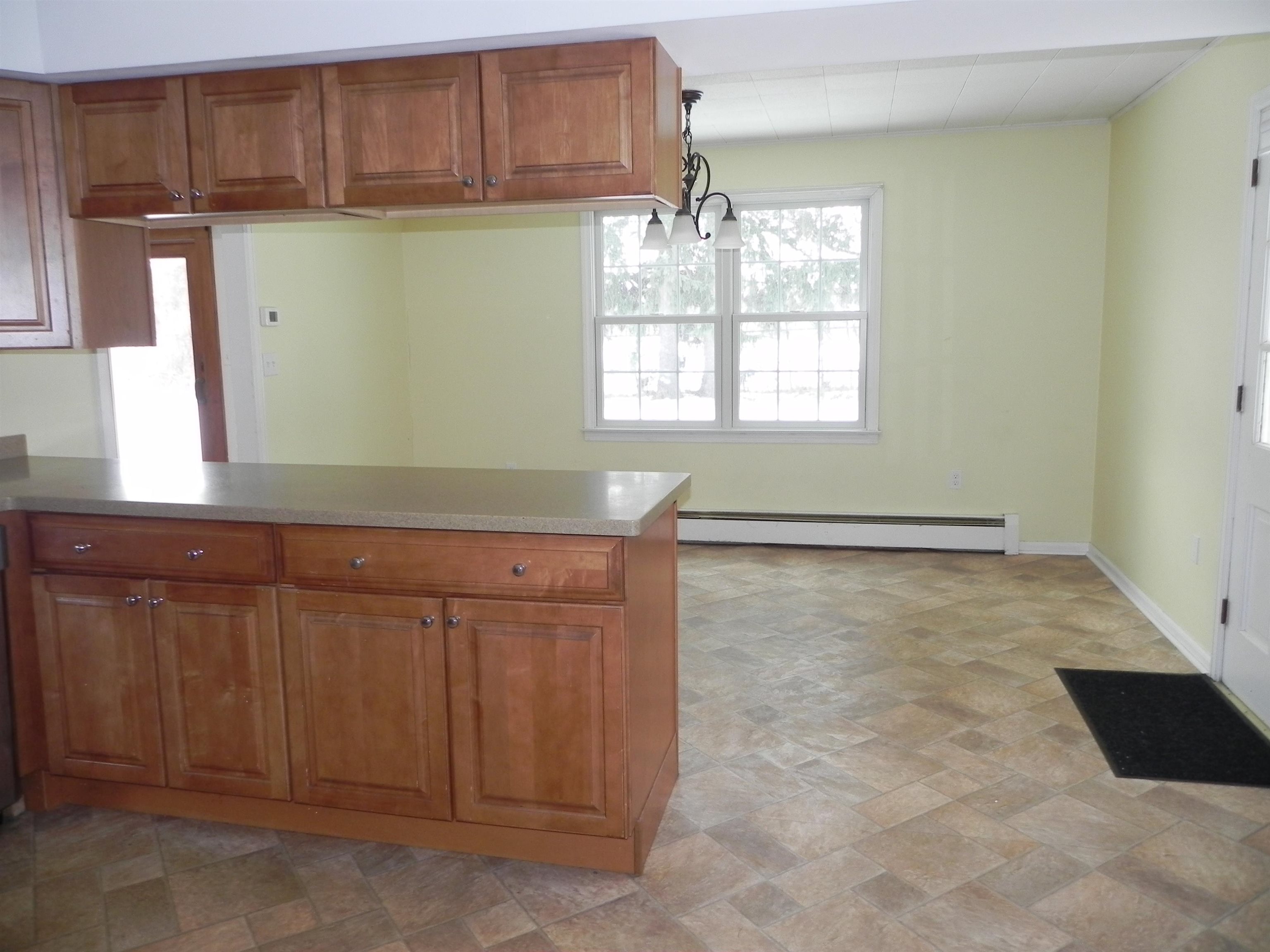 1 Sebring Road South Burlington, VT 05403 - Photo 4 of 30 Gallery Image 4