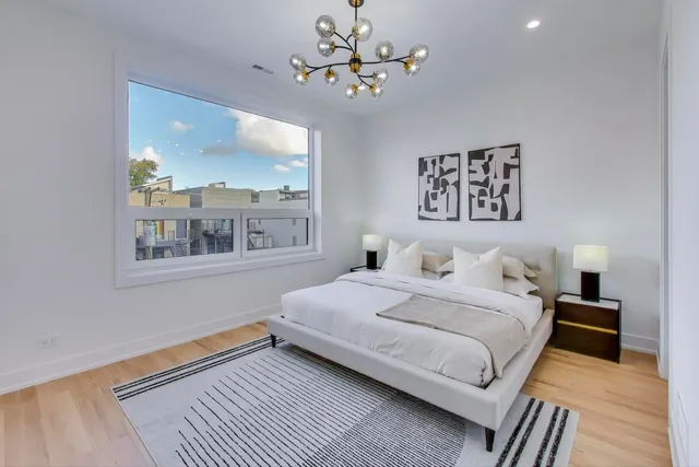 $750,000 | 2456 West Cortez Street, Unit 3E, Chicago, IL 60622