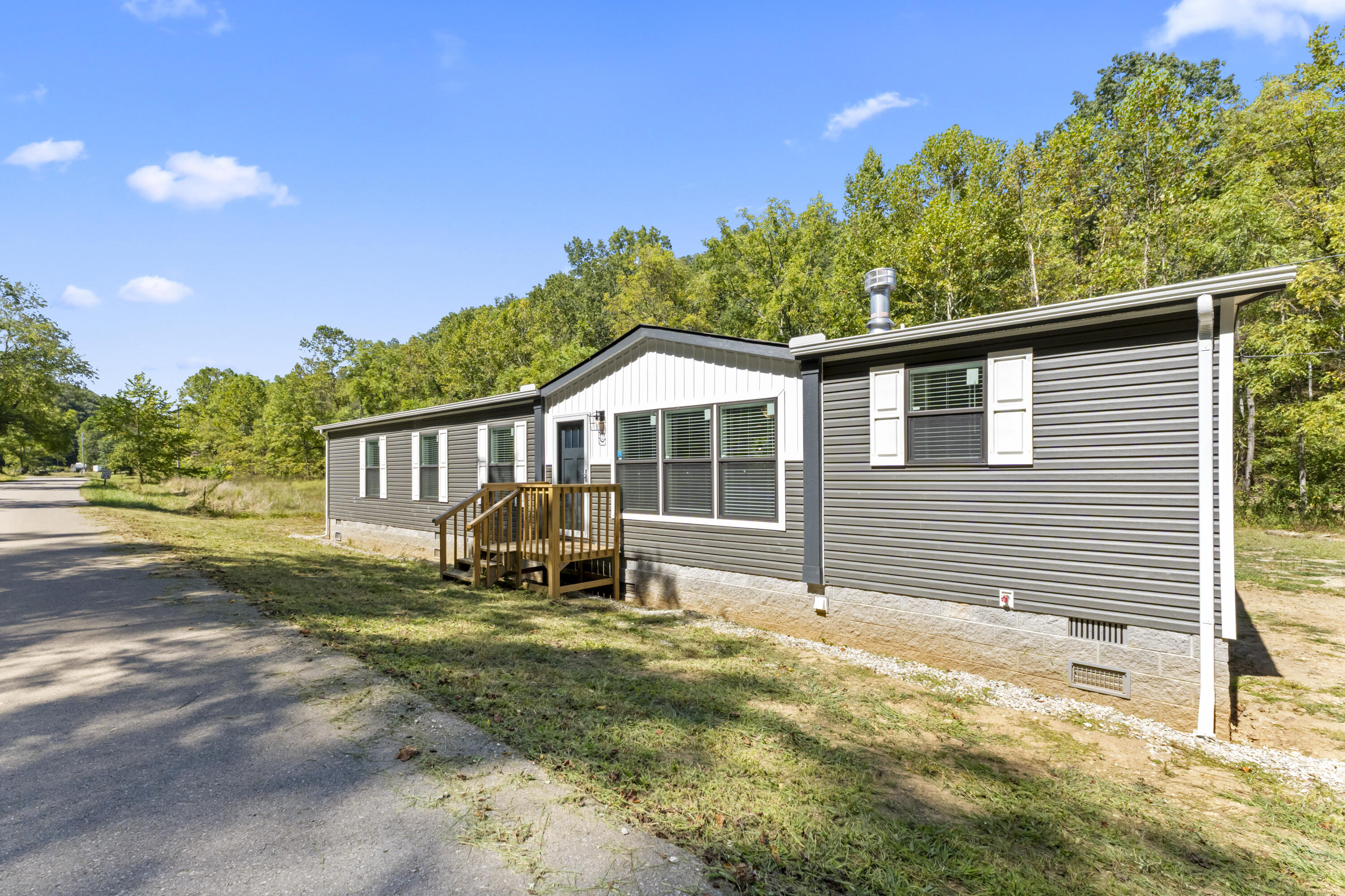 598 Cooper Road Greenup, KY 41144 - Photo 40 of 43 DSC03173