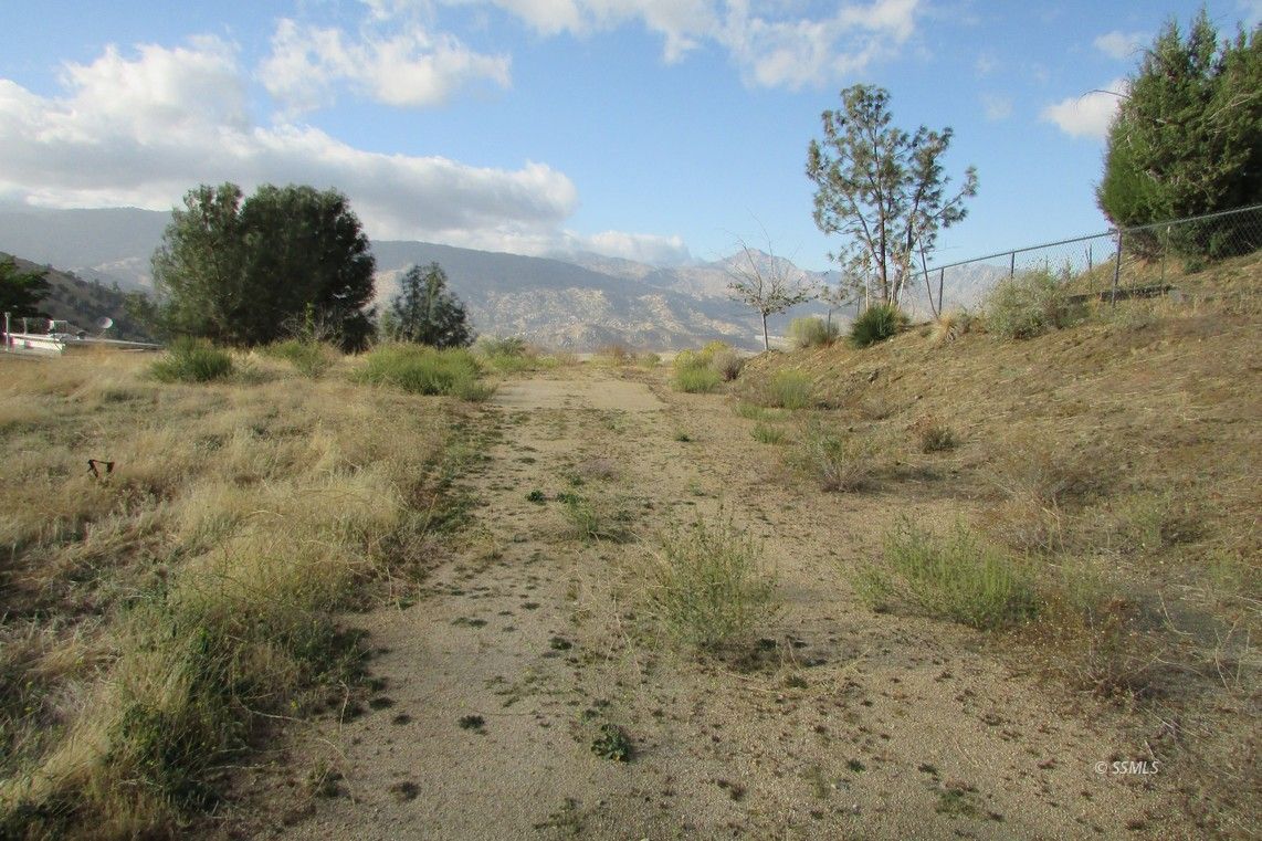 600 Piute Street Bodfish, CA 93205 - Photo 9 of 19