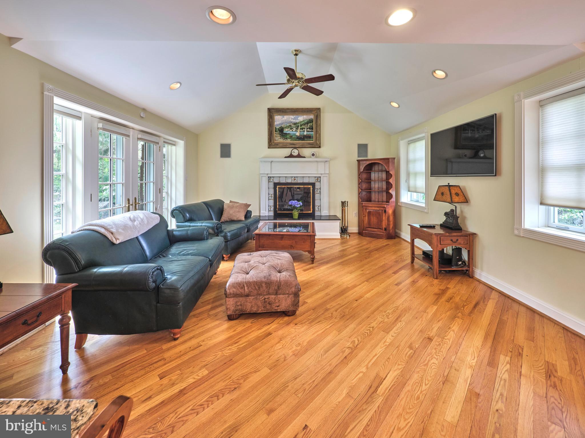 10 Welwyn Road Wayne, PA 19087 - Photo 11 of 57 Family Room Off Kitchen