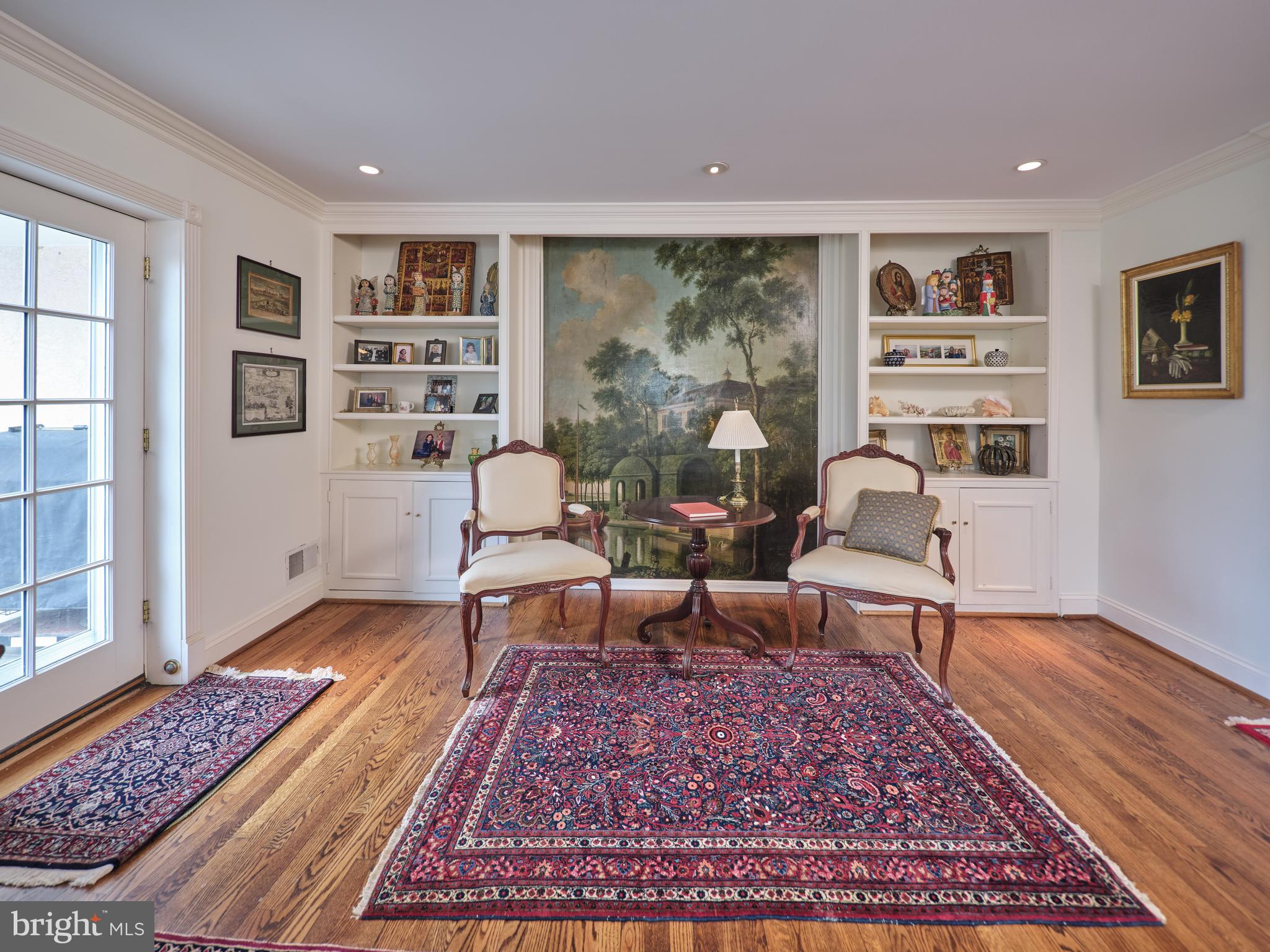 10 Welwyn Road Wayne, PA 19087 - Photo 20 of 57 Living Room (Mural Excluded)