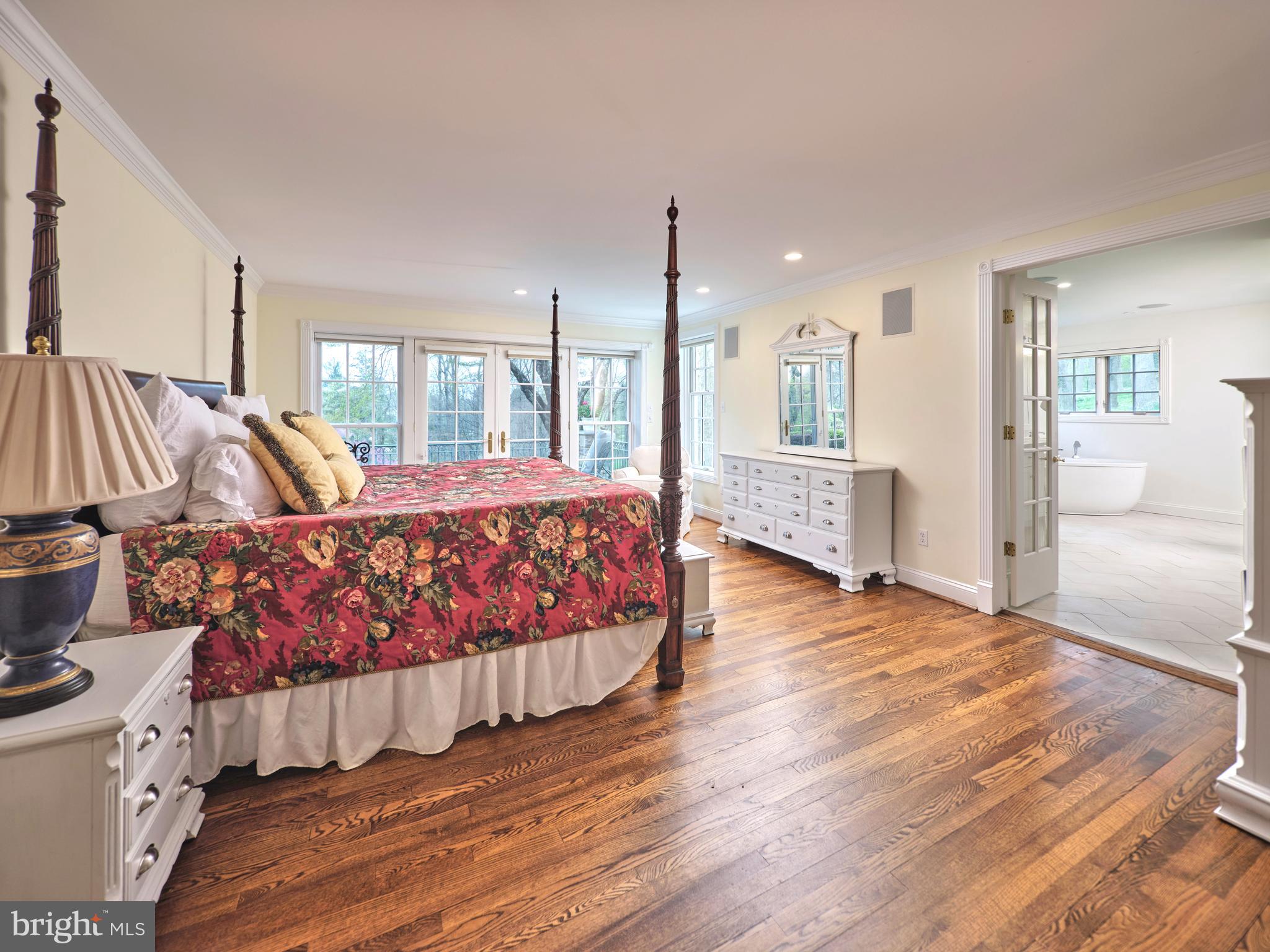 10 Welwyn Road Wayne, PA 19087 - Photo 21 of 57 Main Level Primary Bedroom