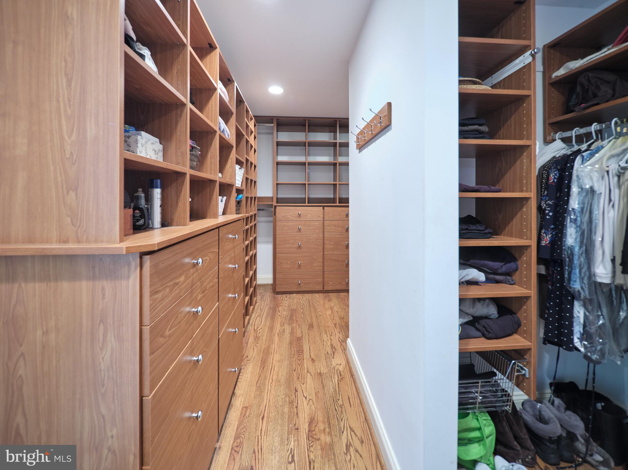 10 Welwyn Road Wayne, PA 19087 - Photo 24 of 57 Primary Walk-in Closet