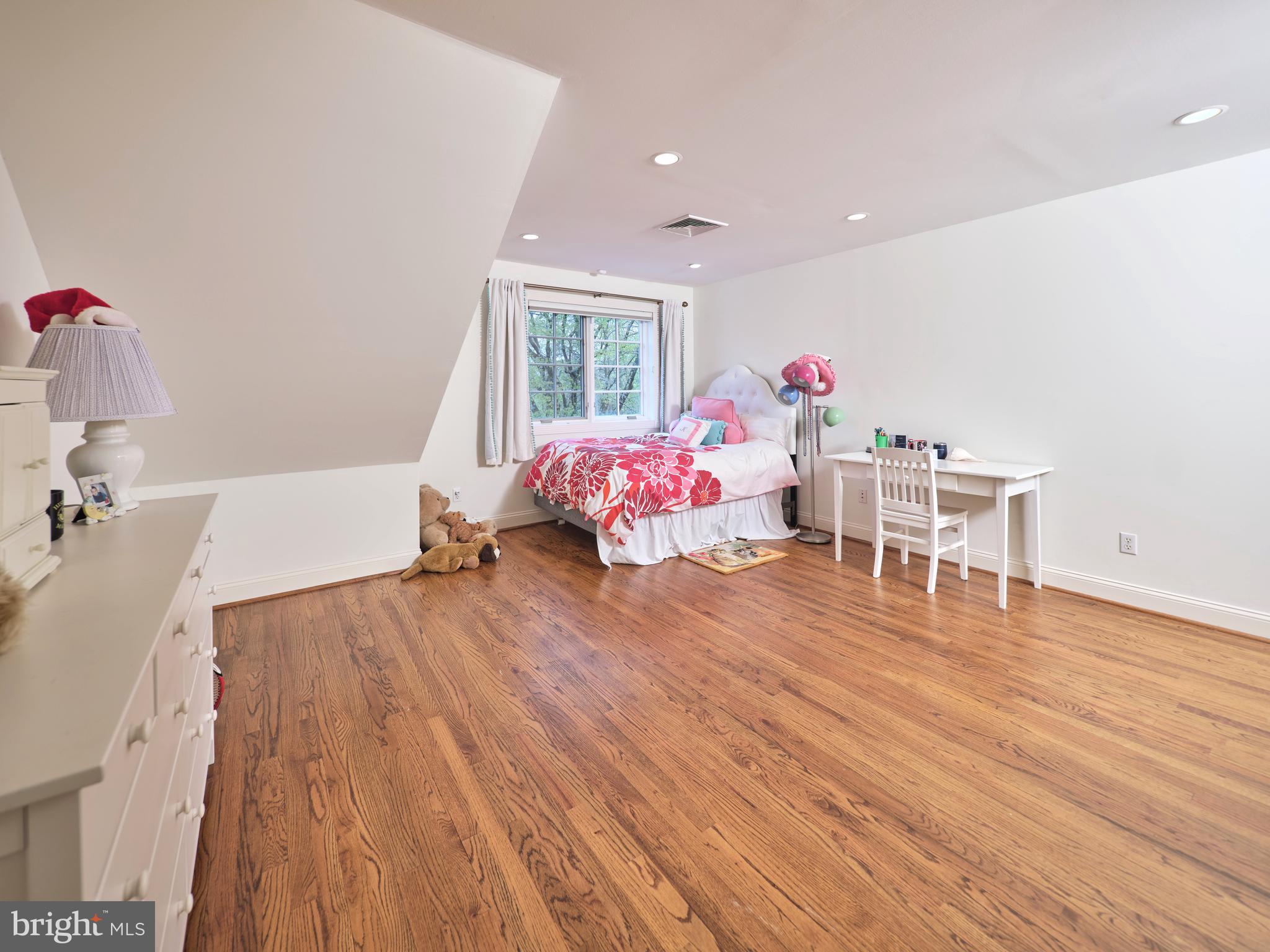 10 Welwyn Road Wayne, PA 19087 - Photo 34 of 57 Bedroom 6