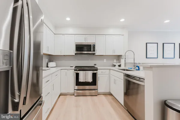 $669,888 | 10214 Faire Commons Court, Burke, VA 22015