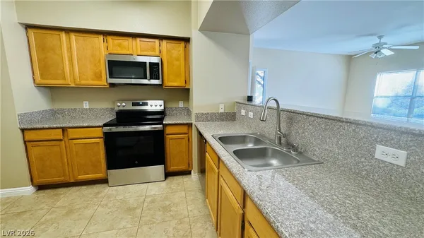 $1,500 | 45 Maleena Mesa Street, Unit 518, Henderson, NV 89074