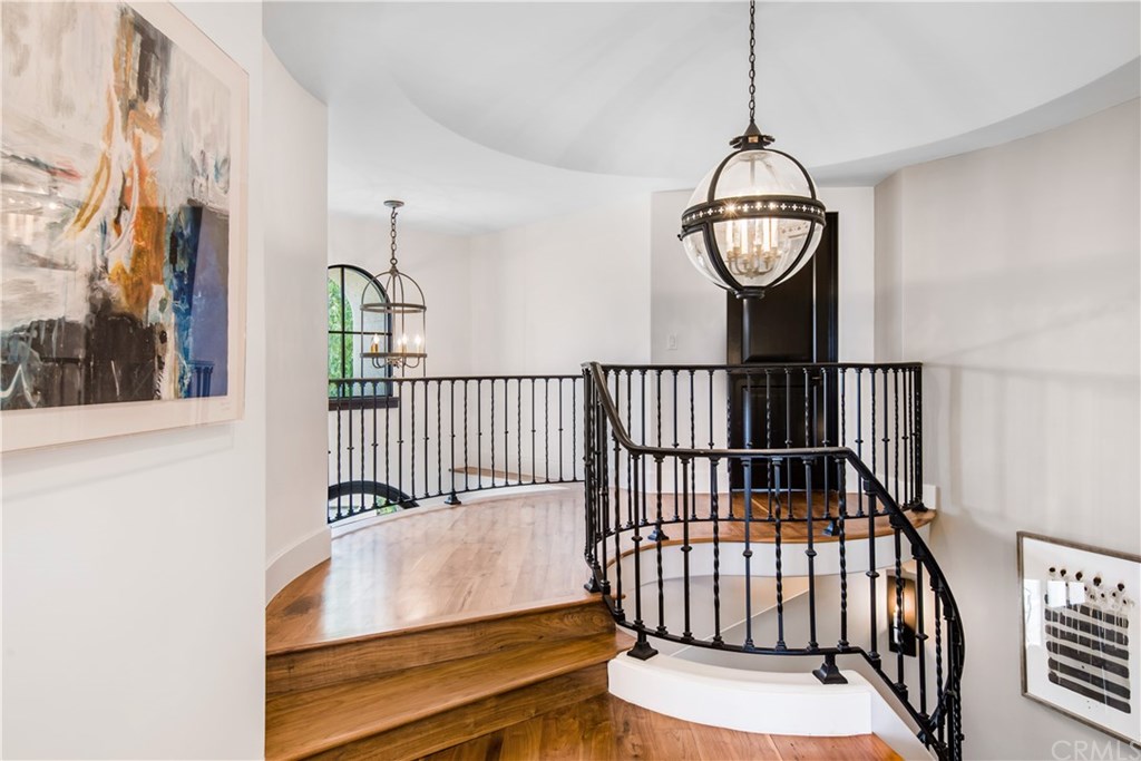 937 Eighth Street Manhattan Beach, CA 90266 - Photo 41 of 72