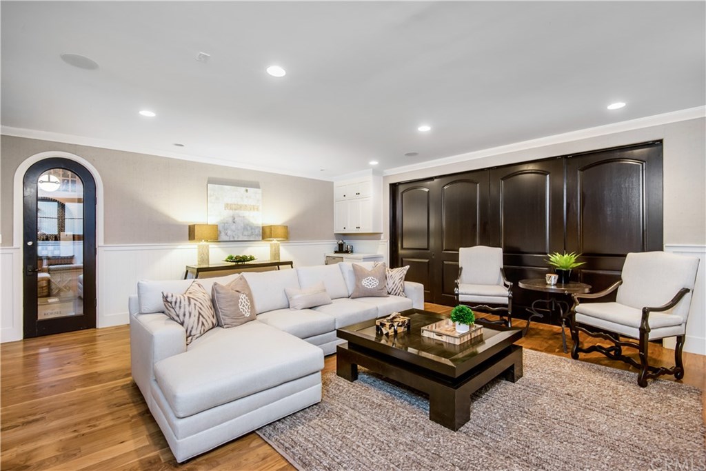 937 Eighth Street Manhattan Beach, CA 90266 - Photo 62 of 72