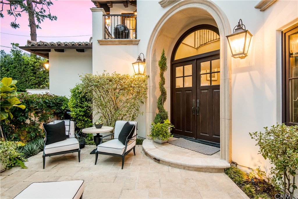 937 Eighth Street Manhattan Beach, CA 90266 - Photo 8 of 72