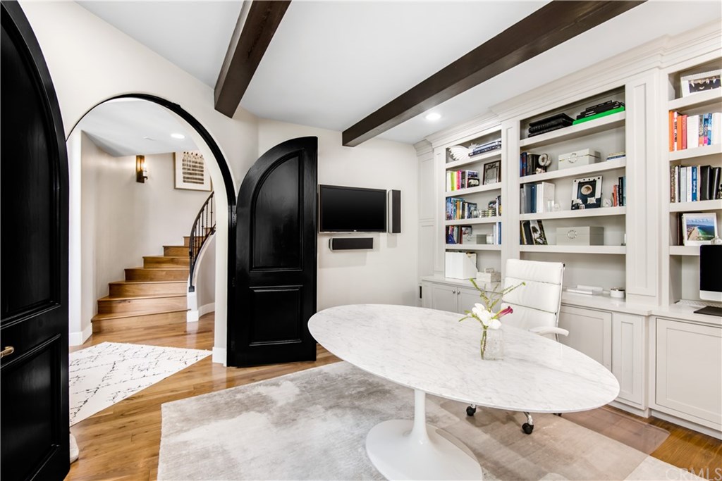 937 Eighth Street Manhattan Beach, CA 90266 - Photo 10 of 72