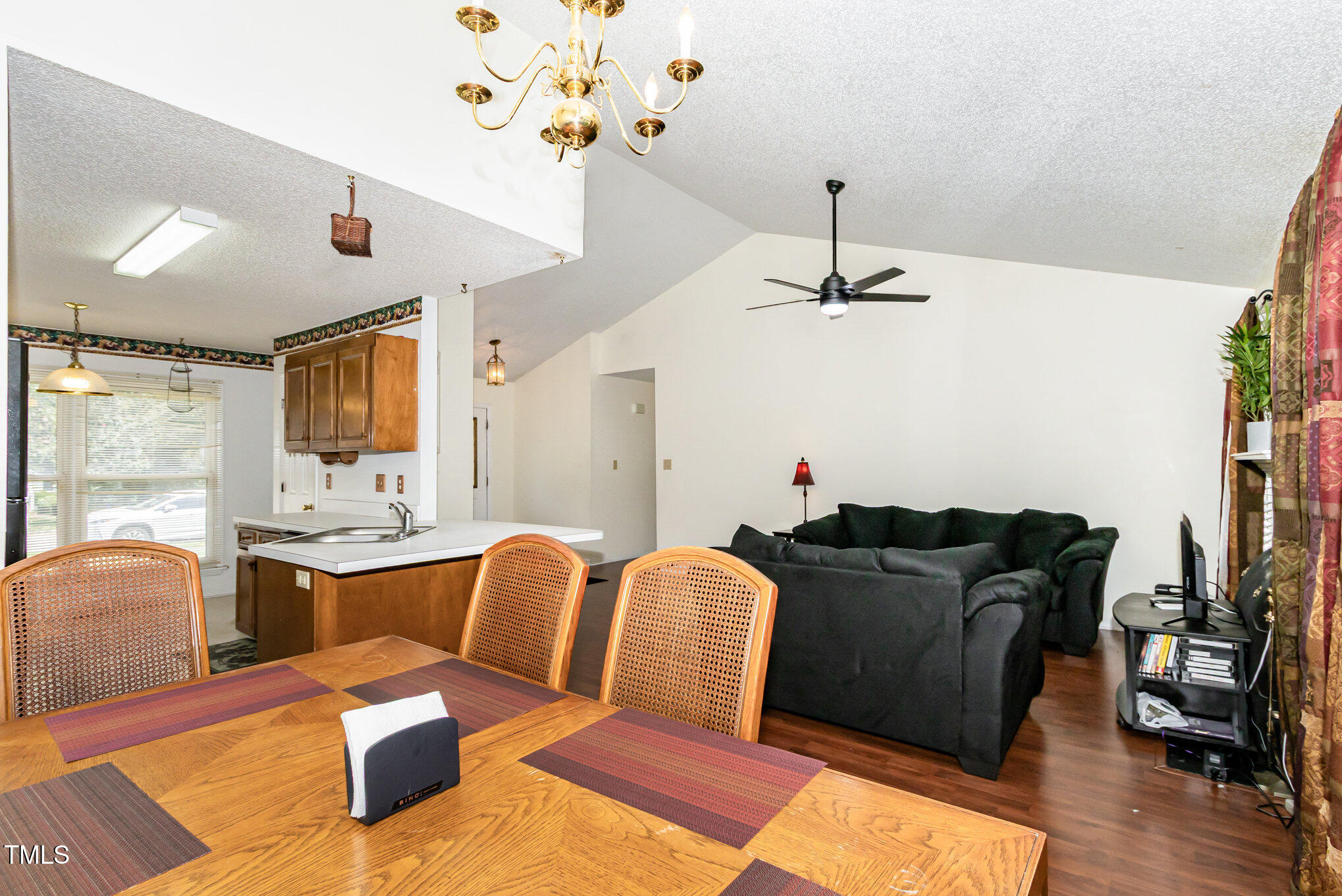 2316 Carthage Circle Raleigh, NC 27604 - Photo 11 of 24 011_img_4705-edit_10