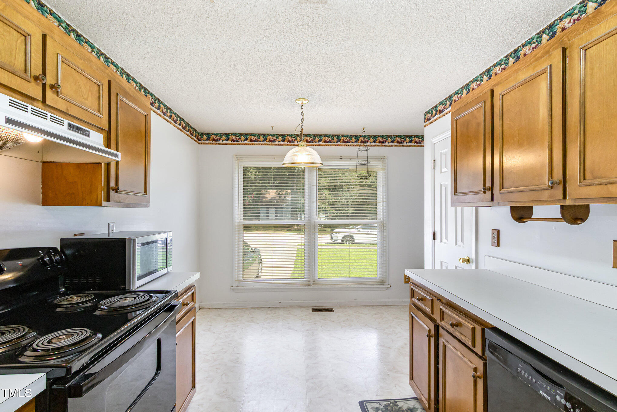 2316 Carthage Circle Raleigh, NC 27604 - Photo 13 of 24 014_img_4715-edit_903