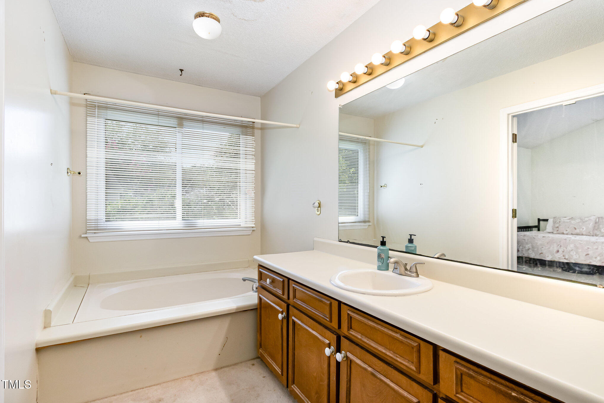 2316 Carthage Circle Raleigh, NC 27604 - Photo 19 of 24 023_img_4744-edit_938