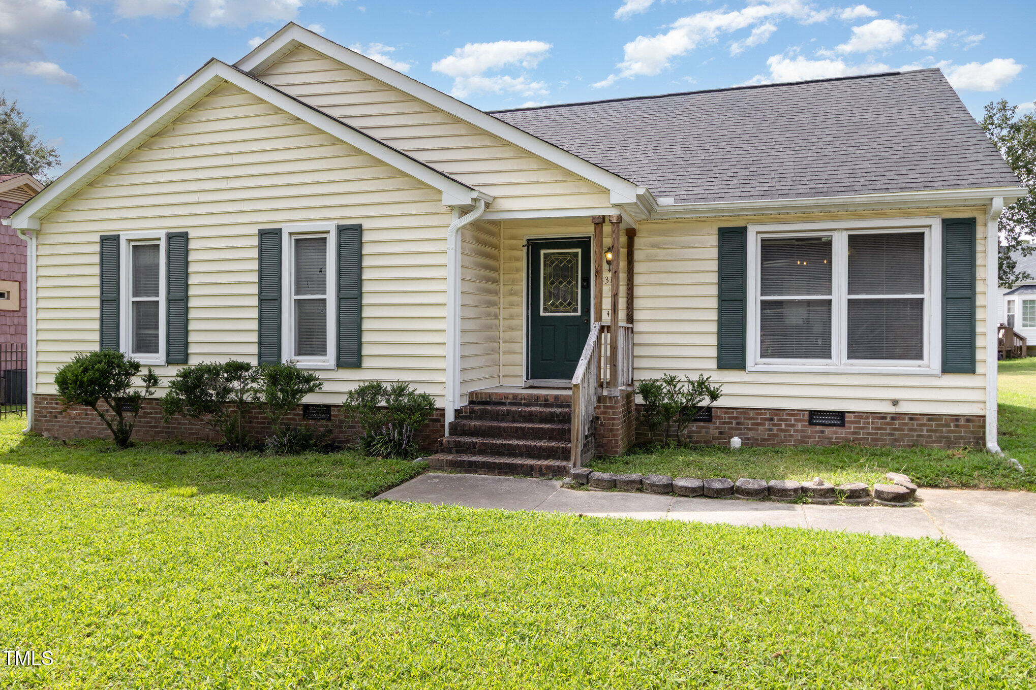 2316 Carthage Circle Raleigh, NC 27604 - Photo 3 of 24 003_img_4763-edit_446