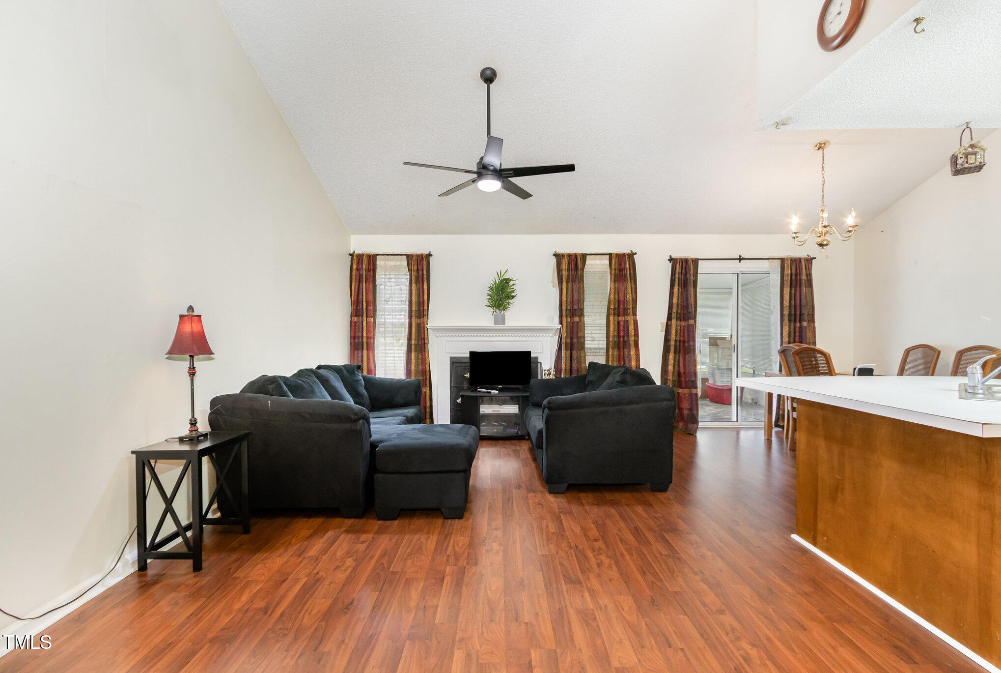 2316 Carthage Circle Raleigh, NC 27604 - Photo 6 of 24 006_img_4688-edit_307