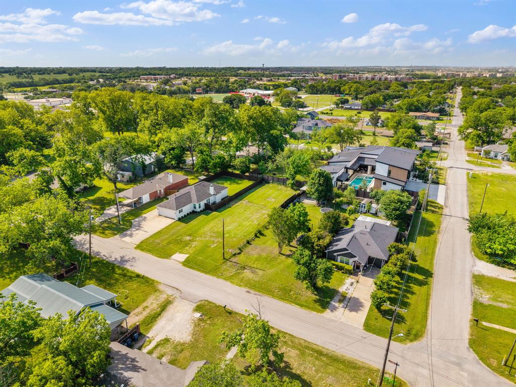 405 East Maple Street Celina, TX 75009 - Photo 8 of 15