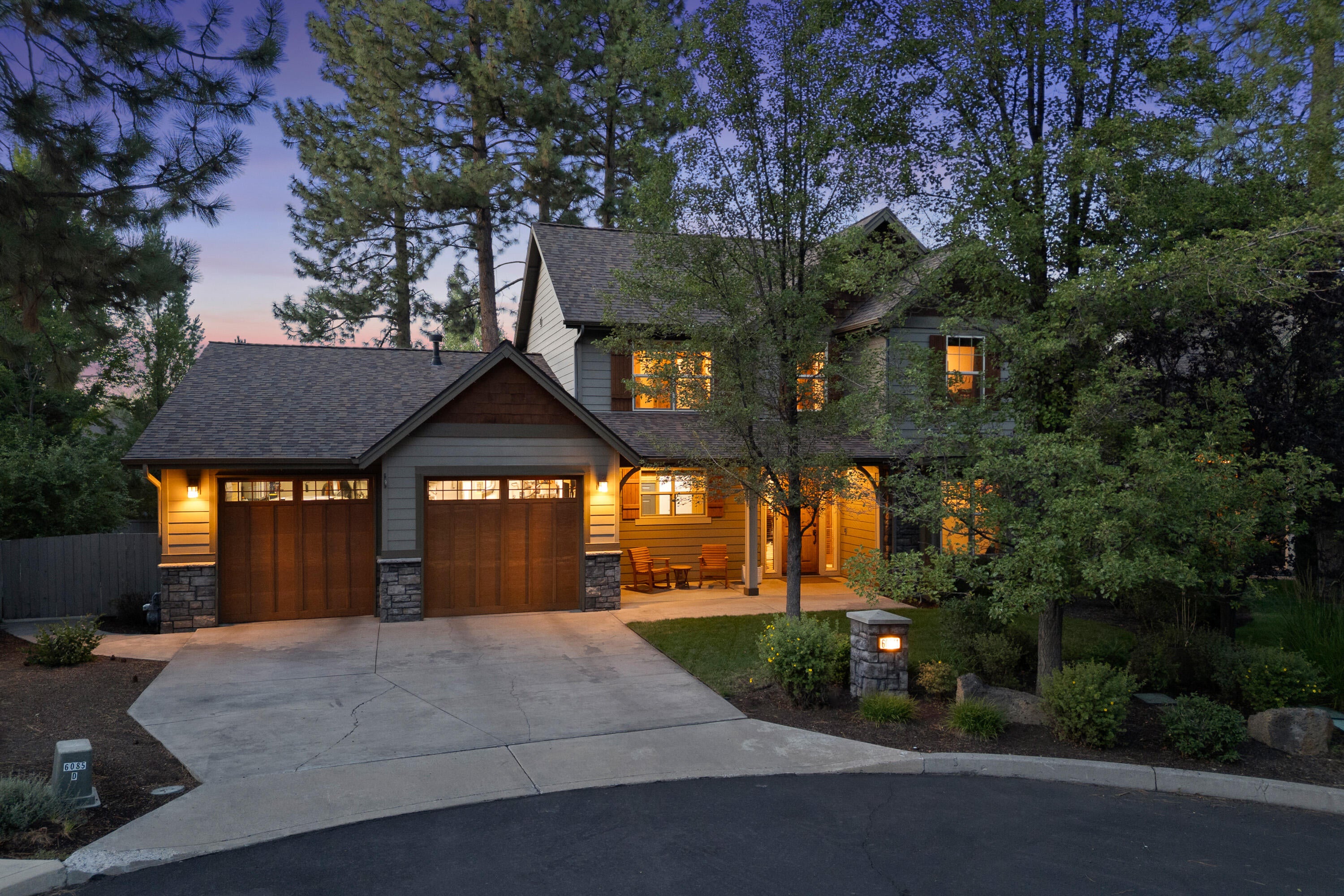 60811 Goldenwood Loop Bend, OR 97702 - Photo 1 of 51 60811-Goldenwood-Loop-Bend-Oregon (1)