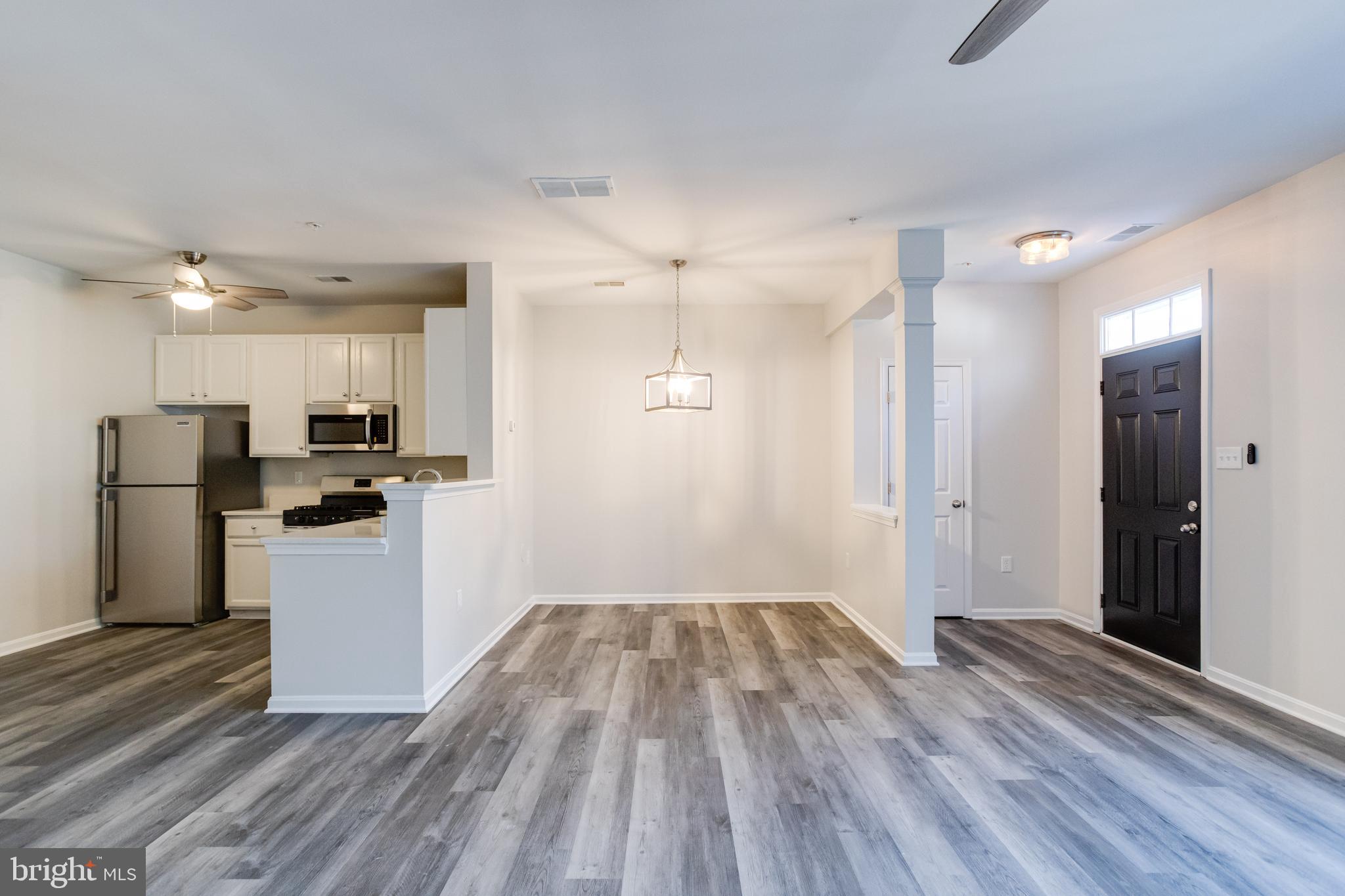 8703 Spring Brook Way Odenton, MD 21113 - Photo 4 of 41