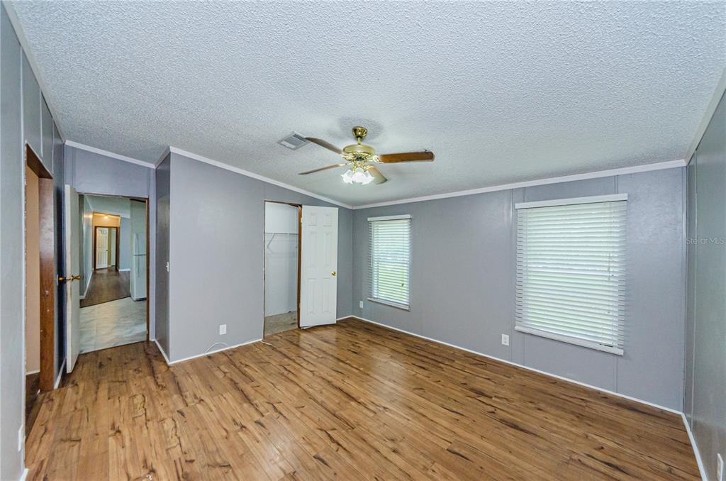 11118 Brahman Road Lithia, FL 33547 - Photo 15 of 60 Master Bedroom