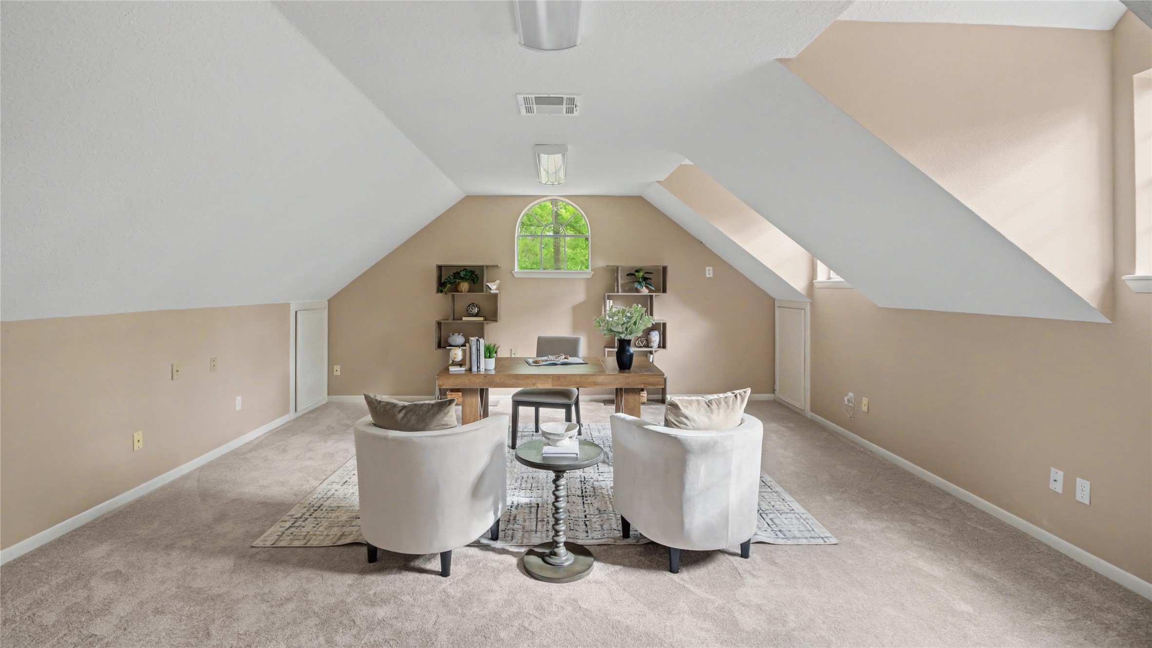1431 Walnut Lane Houston, TX 77339 - Photo 29 of 44 Private office space tucked away from the main living areas — ideal for focused work or remote setup.