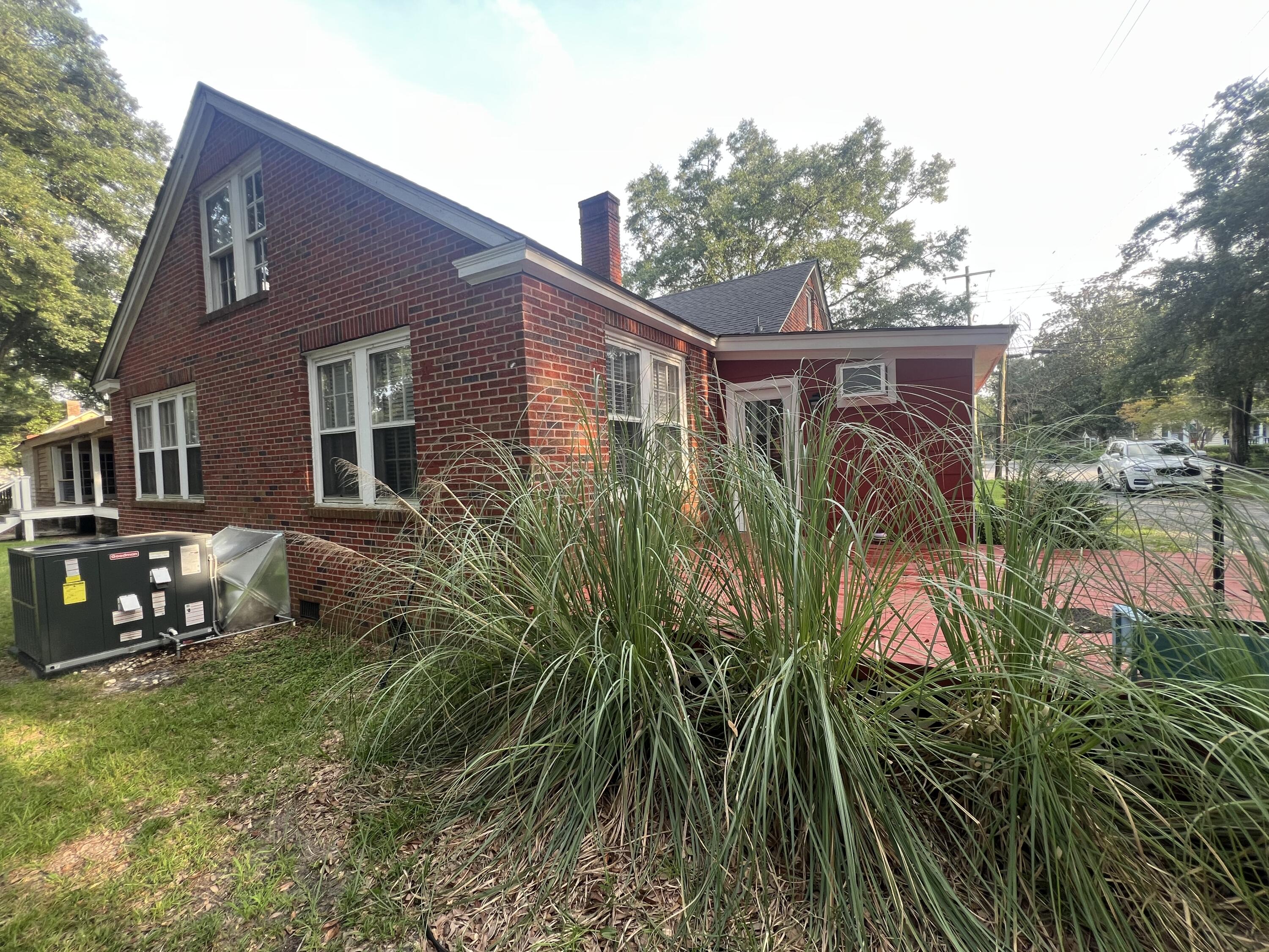 601 Carn Street Walterboro, SC 29488 - Photo 9 of 33 IMG_6765