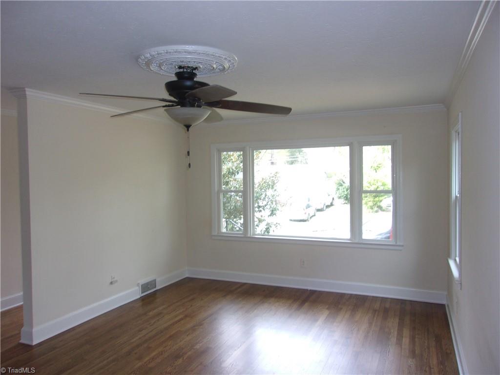 412 Peace Street High Point, NC 27262 - Photo 2 of 36