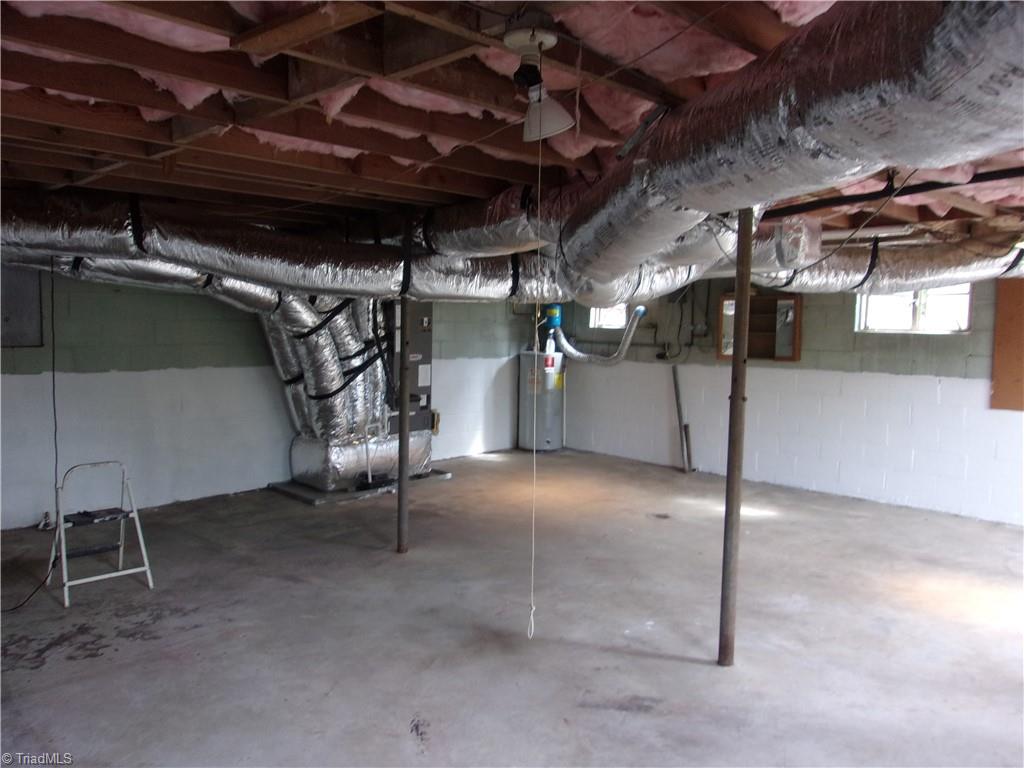 412 Peace Street High Point, NC 27262 - Photo 26 of 36