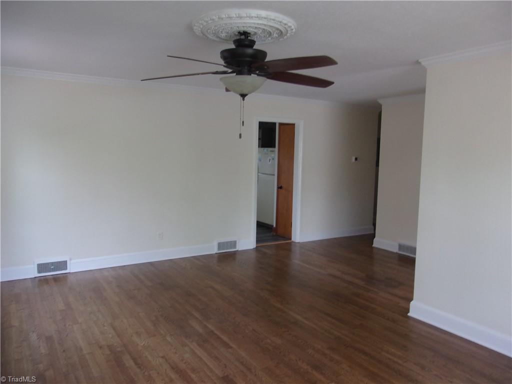 412 Peace Street High Point, NC 27262 - Photo 3 of 36