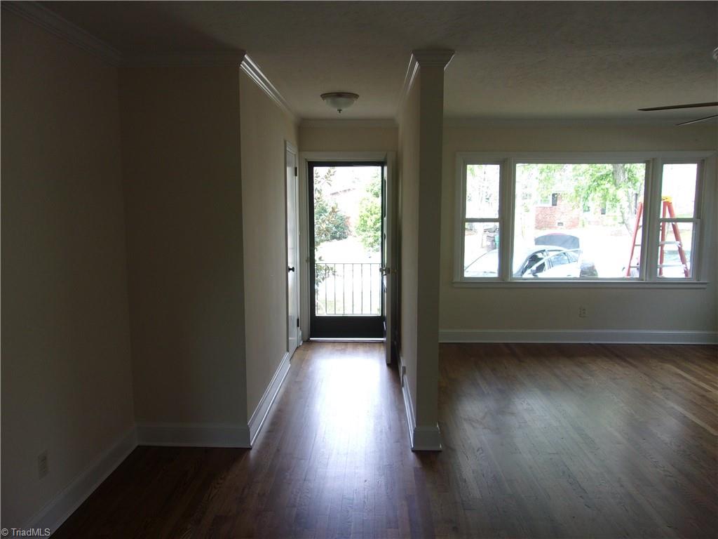 412 Peace Street High Point, NC 27262 - Photo 5 of 36