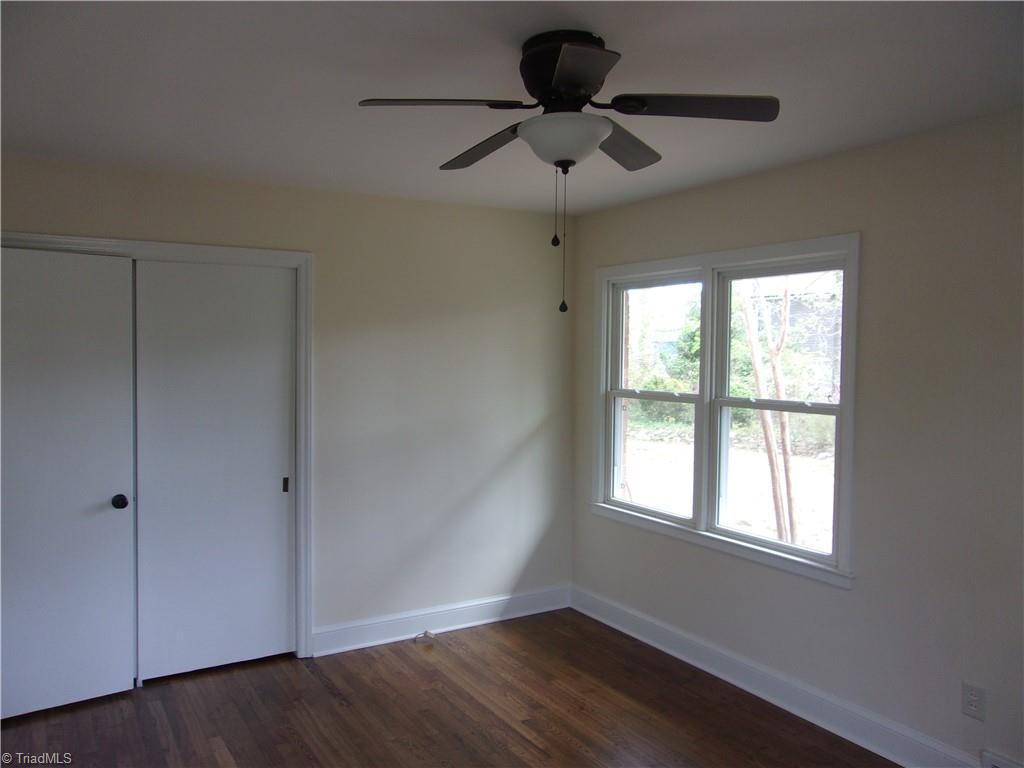 412 Peace Street High Point, NC 27262 - Photo 7 of 36