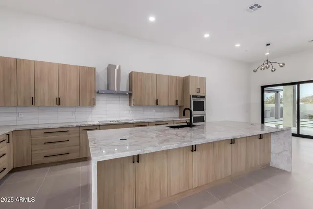 $2,190,000 | 7070 East Lowden Drive, Scottsdale, AZ 85266