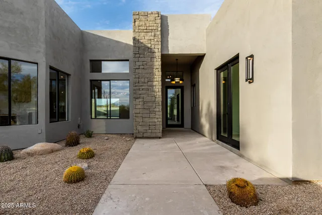 $2,190,000 | 7070 East Lowden Drive, Scottsdale, AZ 85266