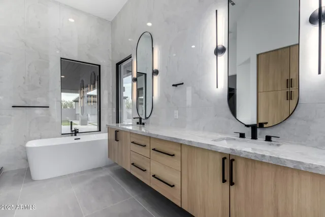 $2,190,000 | 7070 East Lowden Drive, Scottsdale, AZ 85266