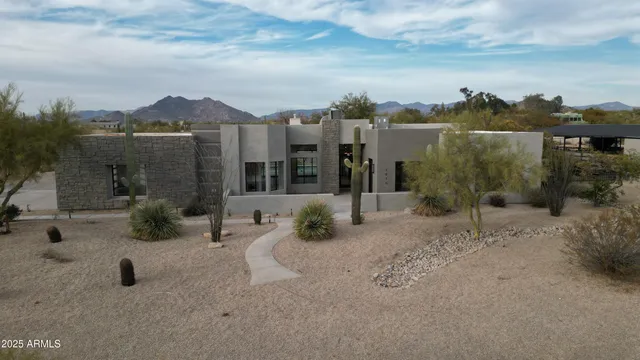 $2,190,000 | 7070 East Lowden Drive, Scottsdale, AZ 85266