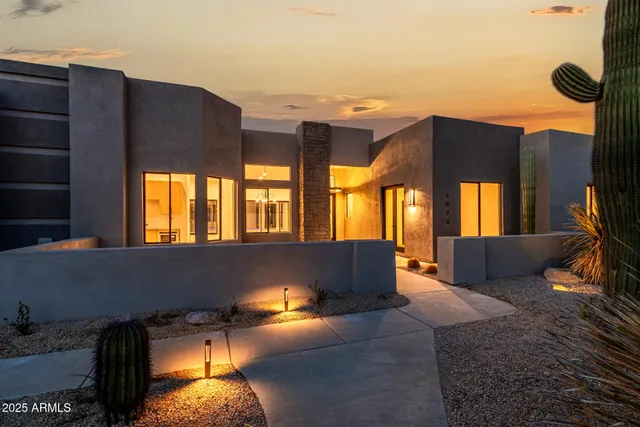$2,190,000 | 7070 East Lowden Drive, Scottsdale, AZ 85266