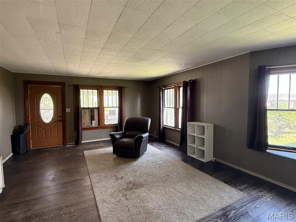 $89,900 | 403 3rd Street, Marble Hill, MO 63764