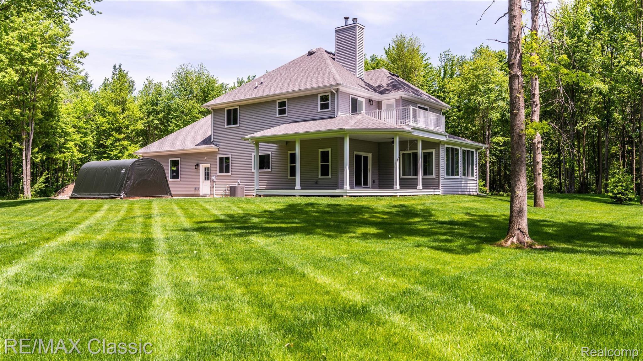 24084 Karr Road Belleville, MI 48111 - Photo 11 of 94 012_80.jpg