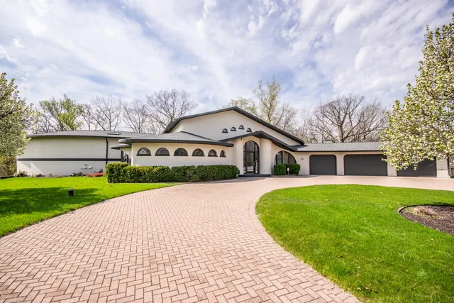 $890,000 | 4455 Club Drive, Slinger, WI 53086