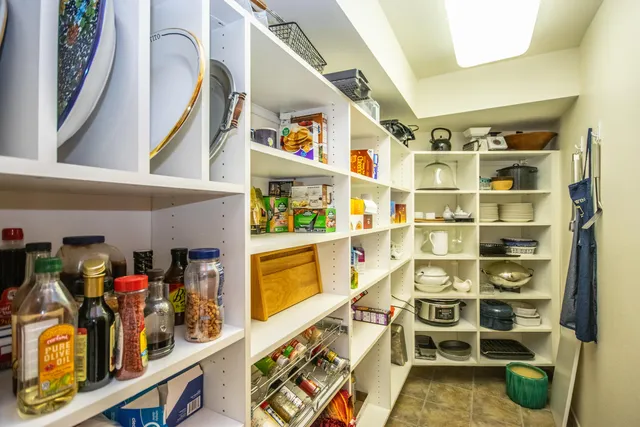 $890,000 | 4455 Club Drive, Slinger, WI 53086