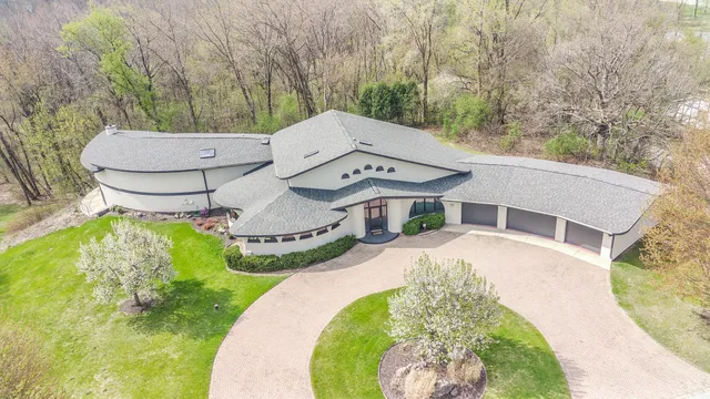 $890,000 | 4455 Club Drive, Slinger, WI 53086