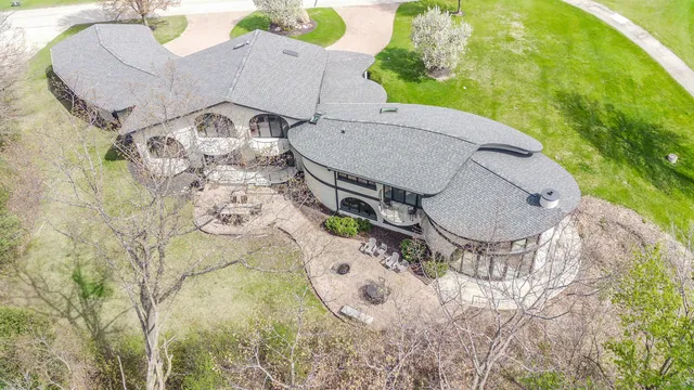 $890,000 | 4455 Club Drive, Slinger, WI 53086