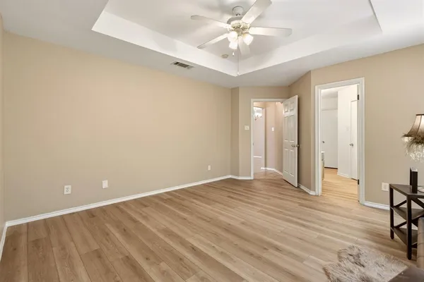 $235,000 | 225 Juniper Ridge Court, DeSoto, TX 75115